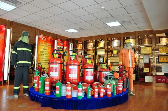 <strong>泉州消防器材批发</strong>